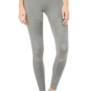 ALO Yoga Moto Leggings In Cadet Gray